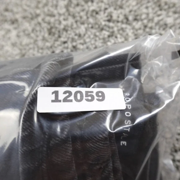 Aeropostale Jeans Womens 10 Dark Black Denim Pants Hi Rise 90s Baggy Straight - Picture 13 of 13